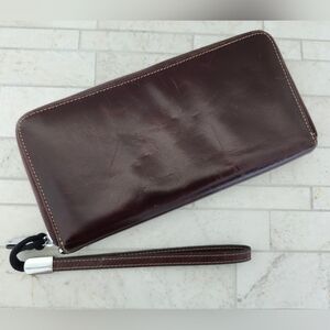 Lavemi RFID Blocking Chocolate Leather Zip Around Wallet/ Large Clutch Women's